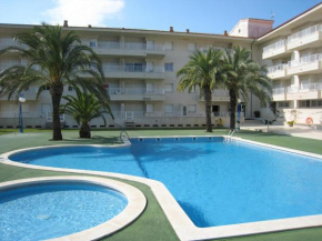 Apartamento en L'Estartit con piscina, terraza y a 5 minutos de la playa - ES-323-27